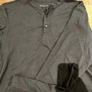 Everlane L Black Henley